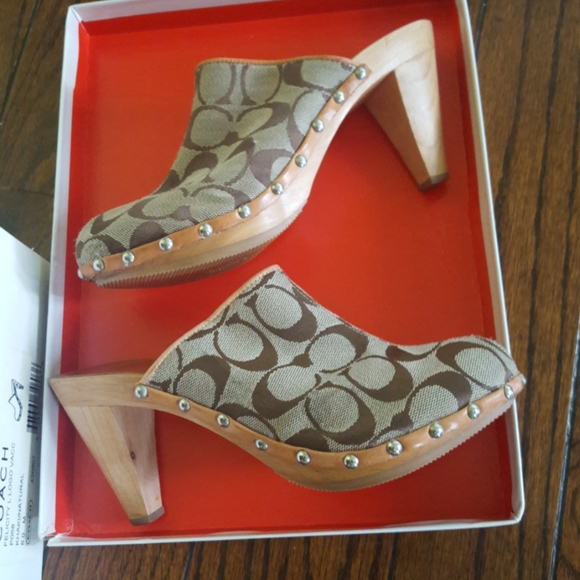 Coach mules - no longer available - Picture 7 of 9